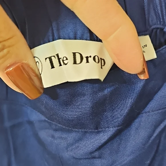 Elegant Navy Maxi Dress - Picture 2 of 11